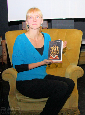 Buchautorin Britta Röder Foto: © Klaus Leitzbach / BildR98 Buchautorin Britta Röder - Foto von Klaus Leitzbach BildR98